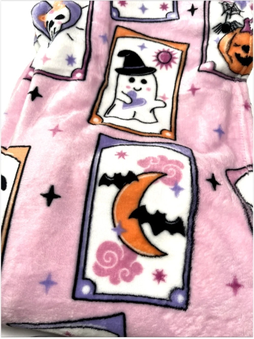 Betsey Johnson 👻🎃 betsey